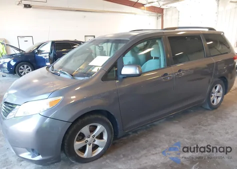 2011 Toyota Sienna Le V6 из США, поврежденный, VIN 5TDKK3DC3BS117189